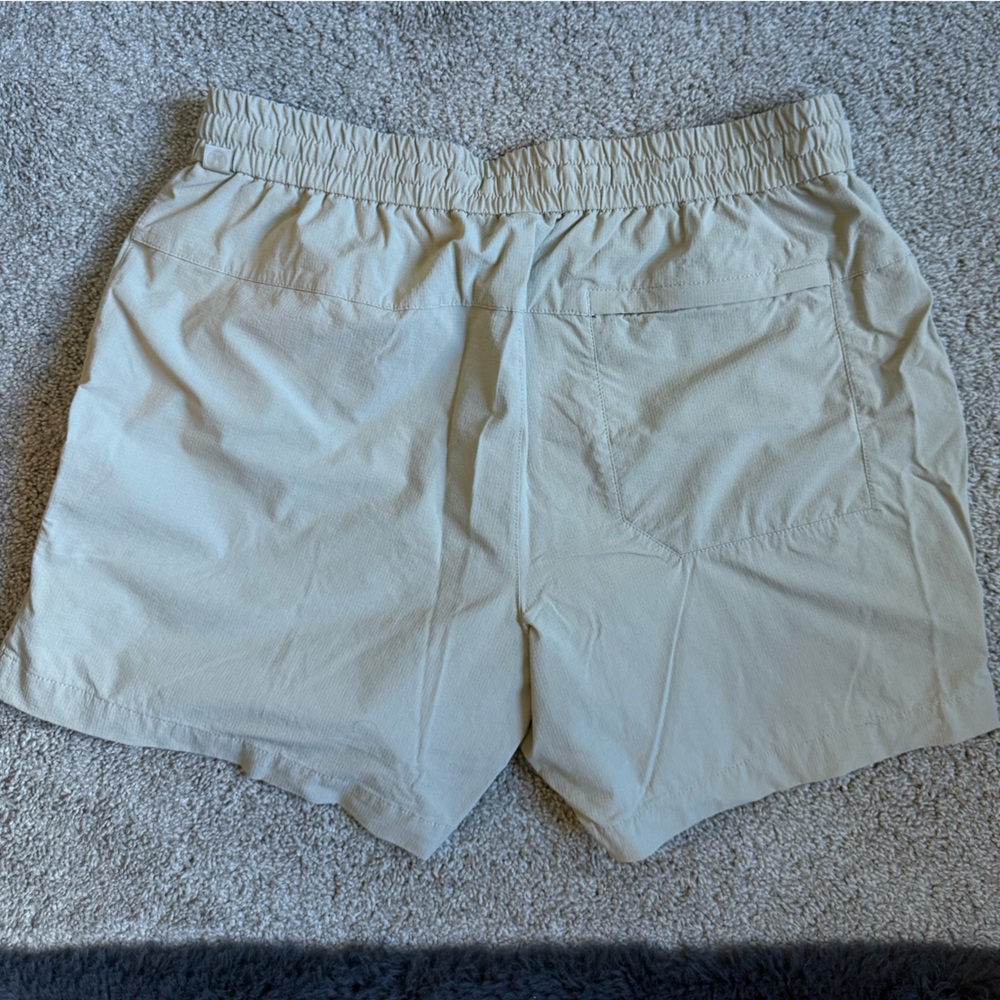 Lululemon Men’s 6” Shorts (size large) - Picture 2 of 3